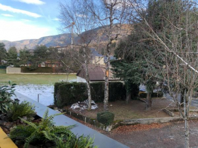 Grand studio centre ville Saint-Lary